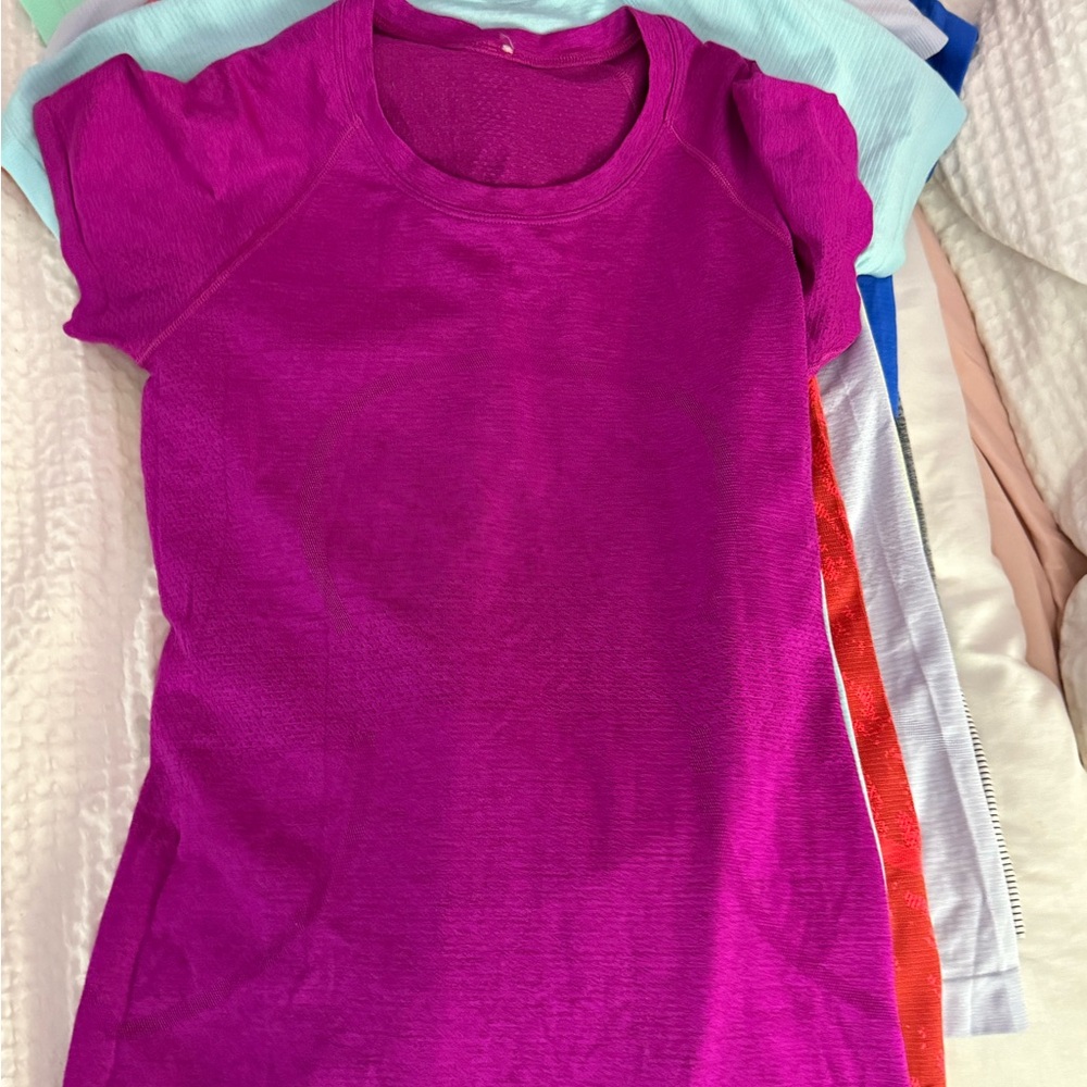 Lulu women’s shirt size 4